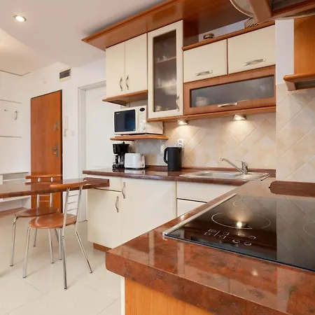 Jantar Apartamenty-port Ul.towarowa