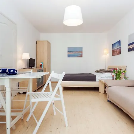 Port Str Towarowa By Jantar Kolobrzeg