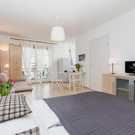 Port Str Towarowa By Jantar Apartment *