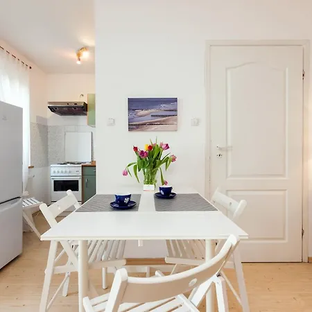 Jantar Apartamenty-port Ul.towarowa Kołobrzeg