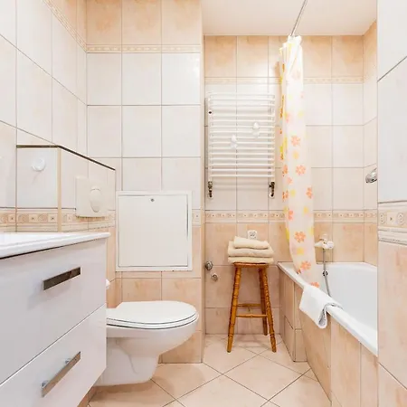 Jantar Apartamenty-port Ul.towarowa