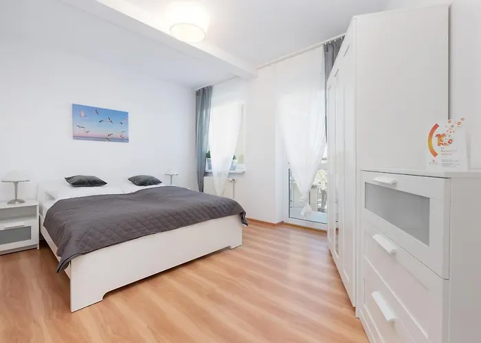 Port Str Towarowa By Jantar *