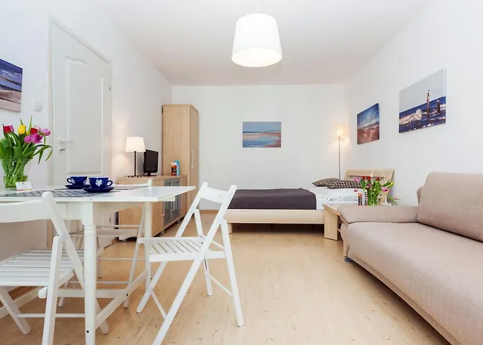 Port Str Towarowa By Jantar Kolobrzeg